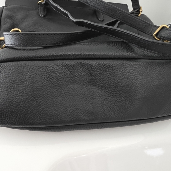 Fossil Amelia Crossbody/backpack - Picture 12 of 14